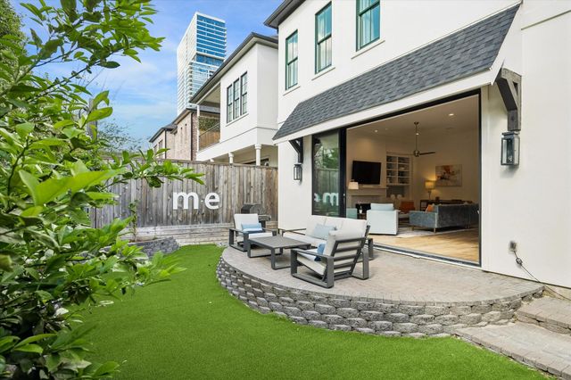 3020 Lake Street, Houston, TX 77098