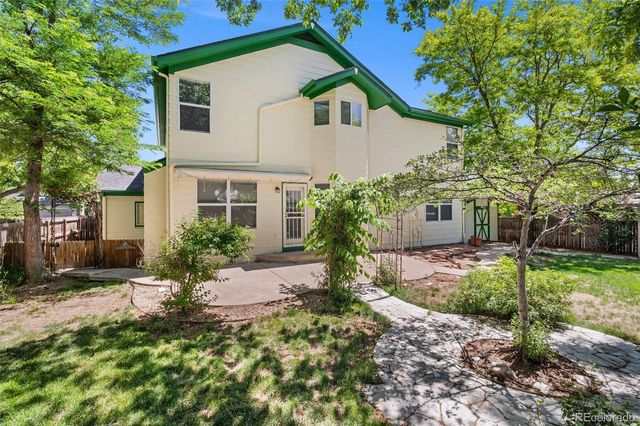 8359 S Flower Way, Littleton, CO 80128