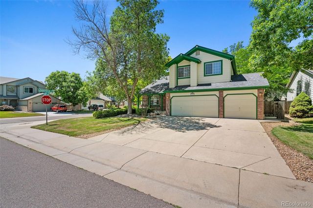 8359 S Flower Way, Littleton, CO 80128
