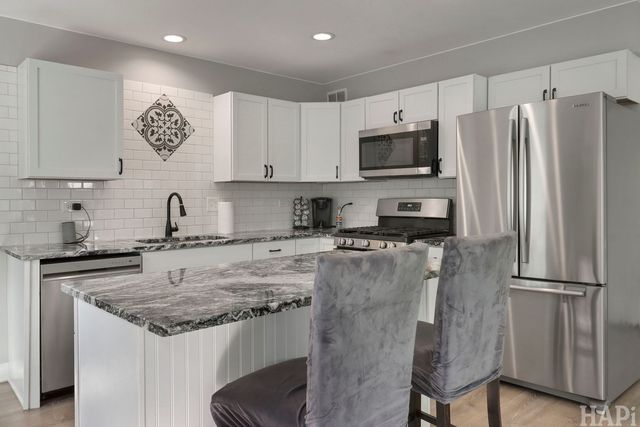35671 N Wilson Road, Ingleside, IL 60041