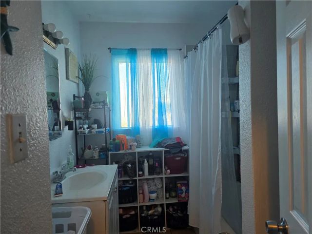 301 W Magnolia Street, Compton, CA 90220