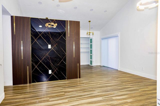 8709 MARLIN COURT, Tampa, FL 33634