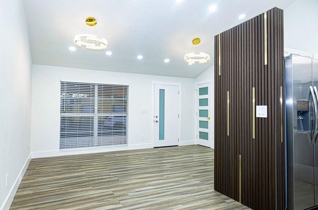 8709 MARLIN COURT, Tampa, FL 33634