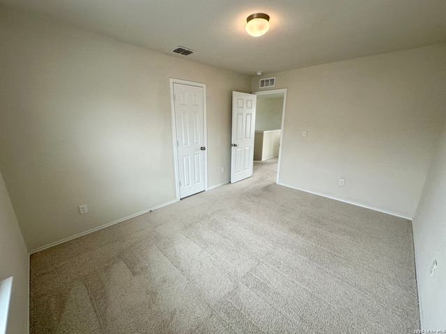 10349 GIBBONS CRK, San Antonio, TX 78252