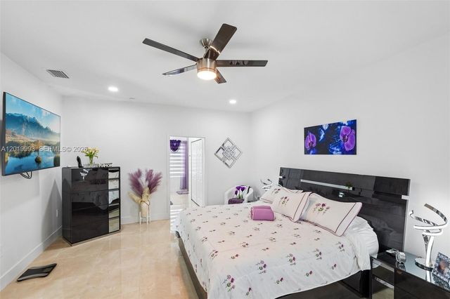 910 Richmond Avenue N, Lehigh Acres, FL 33972