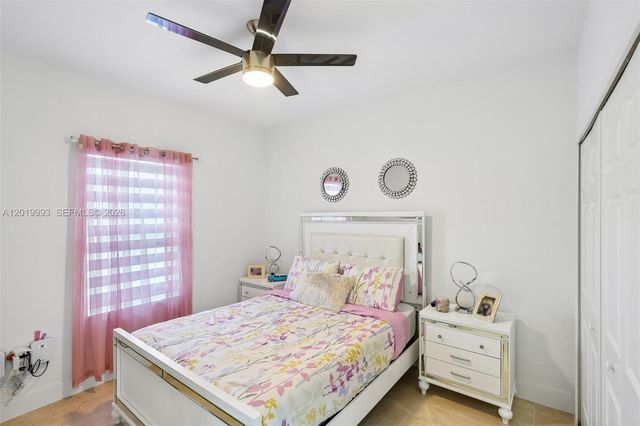 910 Richmond Avenue N, Lehigh Acres, FL 33972