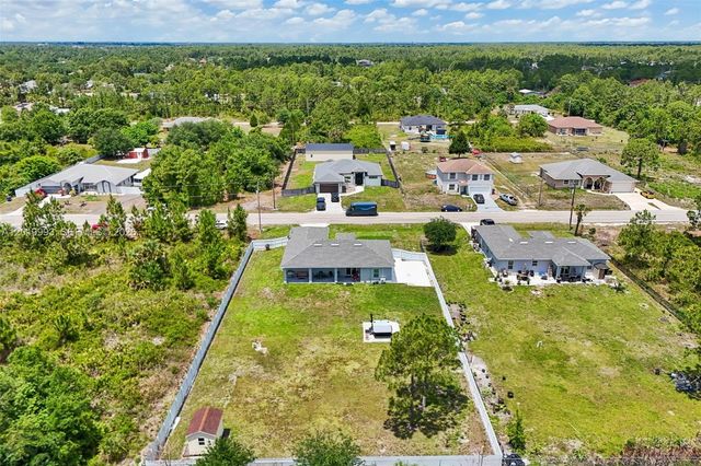 910 Richmond Avenue N, Lehigh Acres, FL 33972
