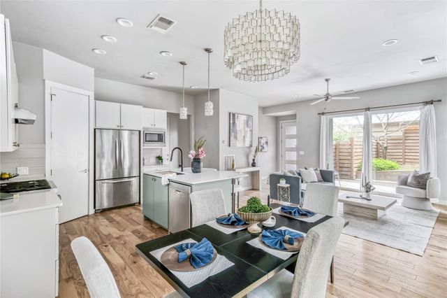 3913 Valley View RD A, Austin, TX 78704