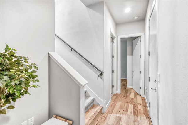 3913 Valley View RD A, Austin, TX 78704