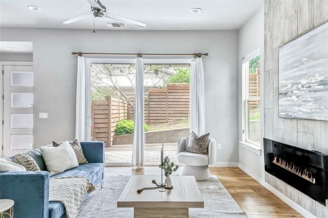 3913 Valley View RD A, Austin, TX 78704