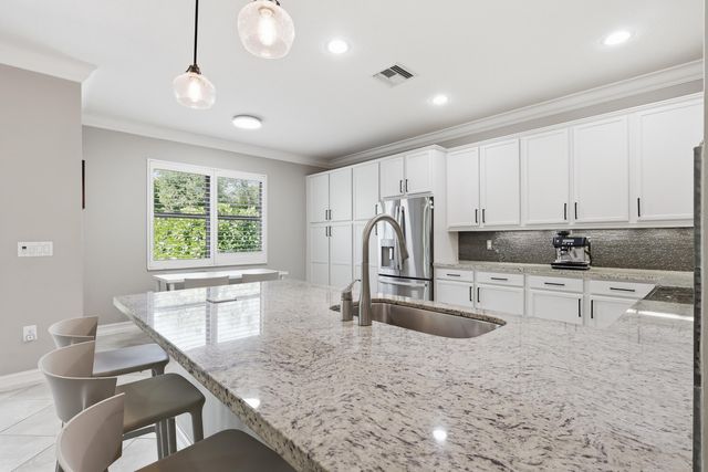 8230 Bergen Peak Terrace, Boynton Beach, FL 33473