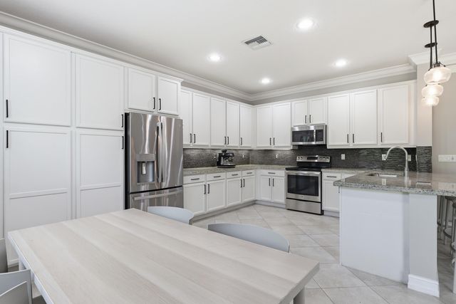 8230 Bergen Peak Terrace, Boynton Beach, FL 33473