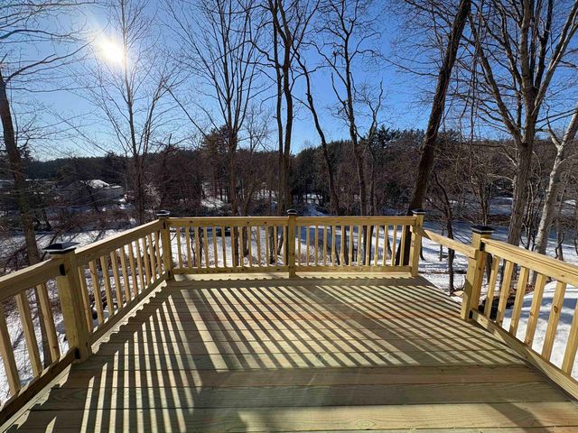 27 Granite Street, Peterborough, NH 03458