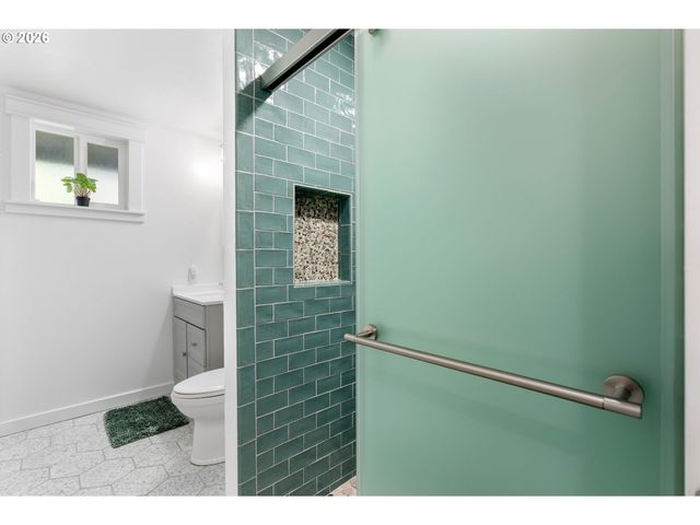 270 Ne Wisteria Way, Stevenson, WA 98648