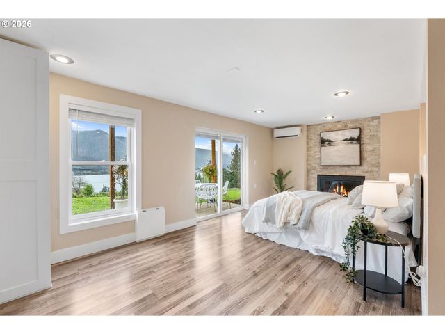 270 Ne Wisteria Way, Stevenson, WA 98648