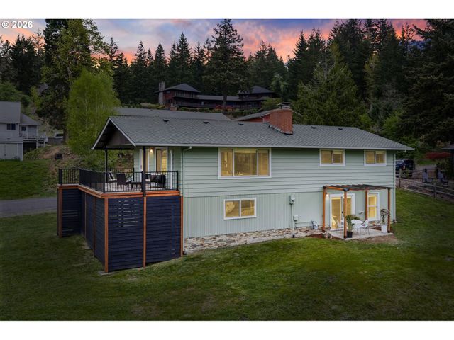 270 Ne Wisteria Way, Stevenson, WA 98648