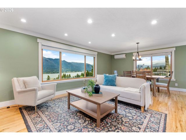 270 Ne Wisteria Way, Stevenson, WA 98648