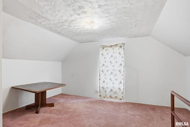 2537 BOIES Avenue, Davenport, IA 52802