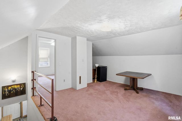 2537 BOIES Avenue, Davenport, IA 52802