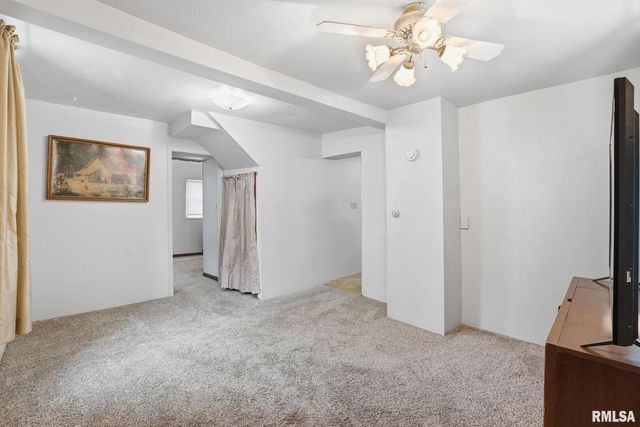 2537 BOIES Avenue, Davenport, IA 52802