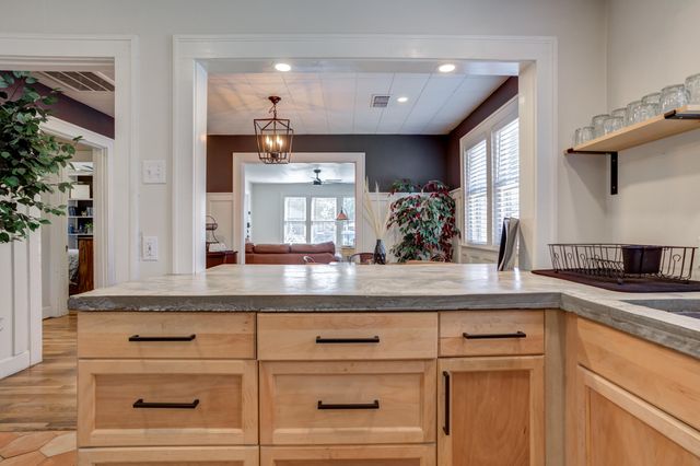 2116 25th Street, Lubbock, TX 79411