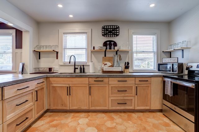 2116 25th Street, Lubbock, TX 79411