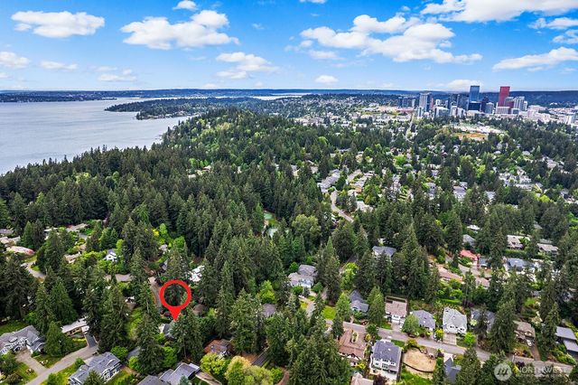 2112 104th Place SE, Bellevue, WA 98004