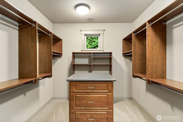 2112 104th Place SE, Bellevue, WA 98004