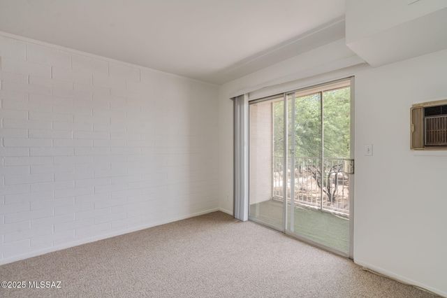 1470 S Palo Verde Ave Apt J201, Tucson, AZ 85713