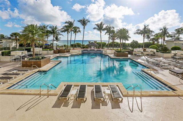 4775 Collins Avenue 2207, Miami Beach, FL 33140