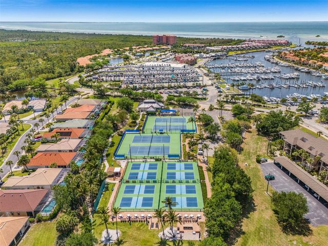 3312 SUNSET KEY CIR CIRCLE B, Punta Gorda, FL 33955