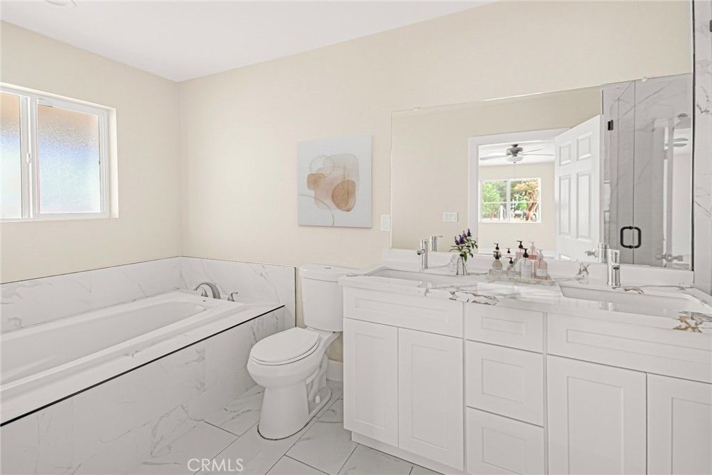 Image 28 of property listing at 15096 Walnut Street, Hesperia, CA 92345