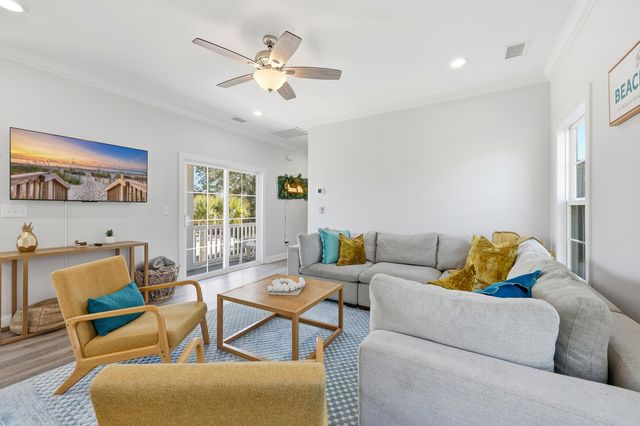 517 23rd Ave. N, North Myrtle Beach, SC 29582