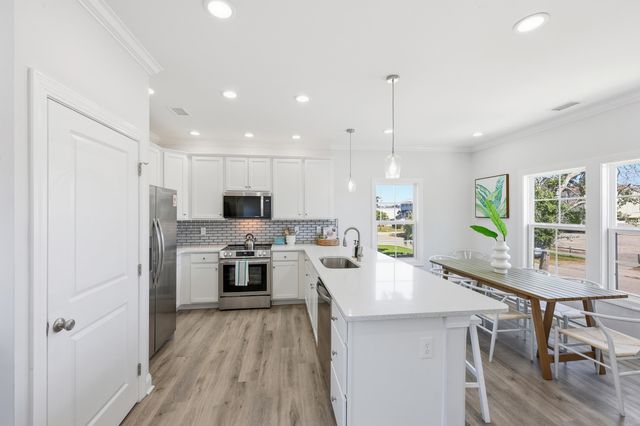 517 23rd Ave. N, North Myrtle Beach, SC 29582
