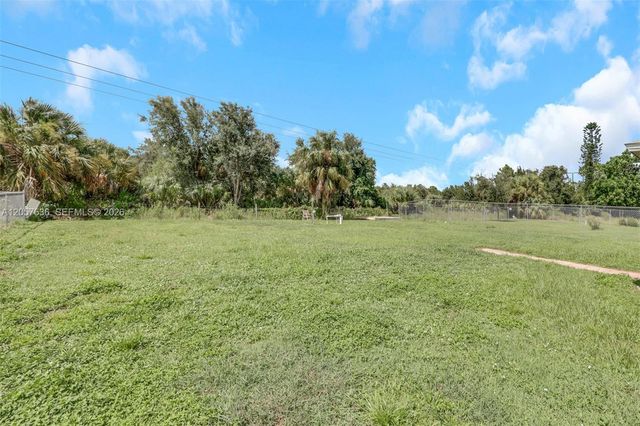 1807 NE 28th Street 0, Cape Coral, FL 33909