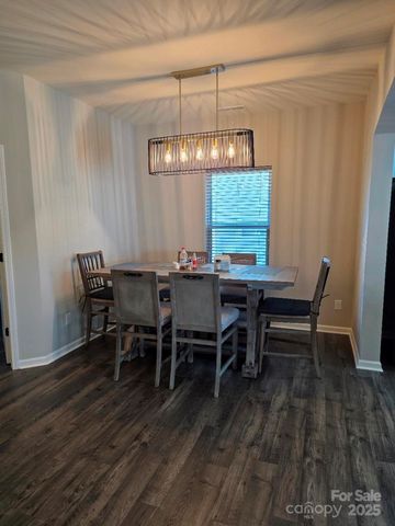 5041 Mooreland Oaks Way, Mount Holly, NC 28120