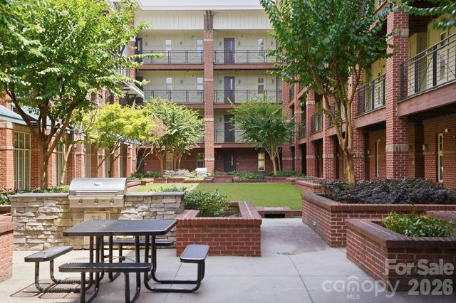 1101 W 1st Street 418, Charlotte, NC 28202