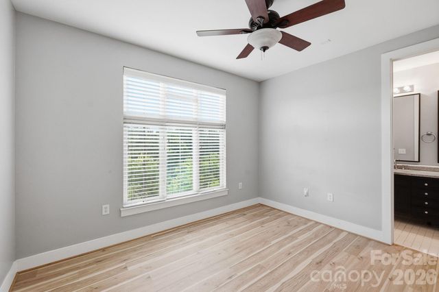 1101 W 1st Street 418, Charlotte, NC 28202