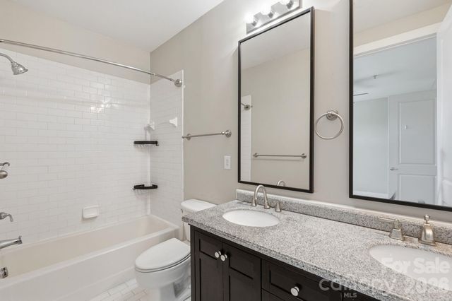1101 W 1st Street 418, Charlotte, NC 28202