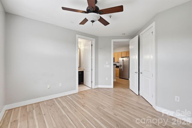 1101 W 1st Street 418, Charlotte, NC 28202