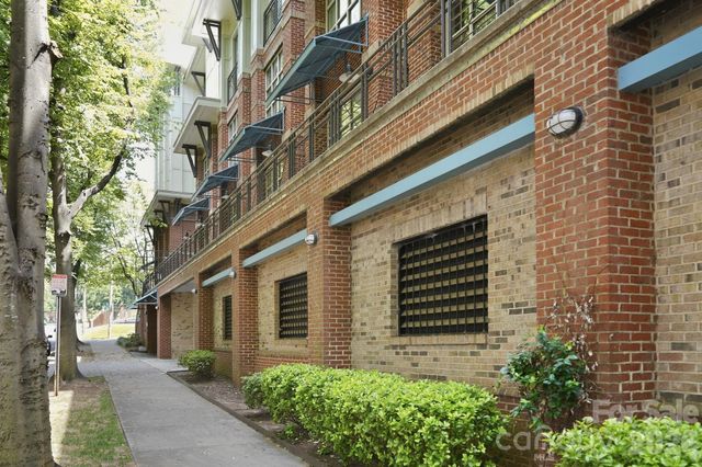 1101 W 1st Street 418, Charlotte, NC 28202