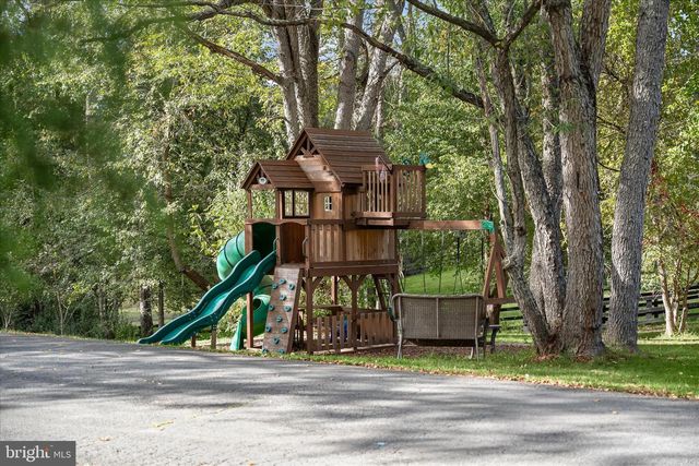 37009 PHILOMONT RD, Purcellville, VA 20132