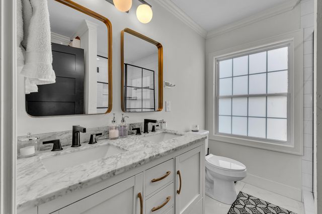 1407 Pinecrest Drive, Ferndale City, MI 48220