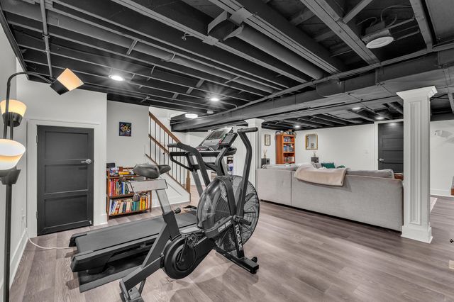 1407 Pinecrest Drive, Ferndale City, MI 48220