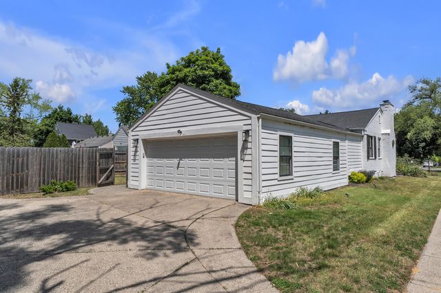 1407 Pinecrest Drive, Ferndale City, MI 48220