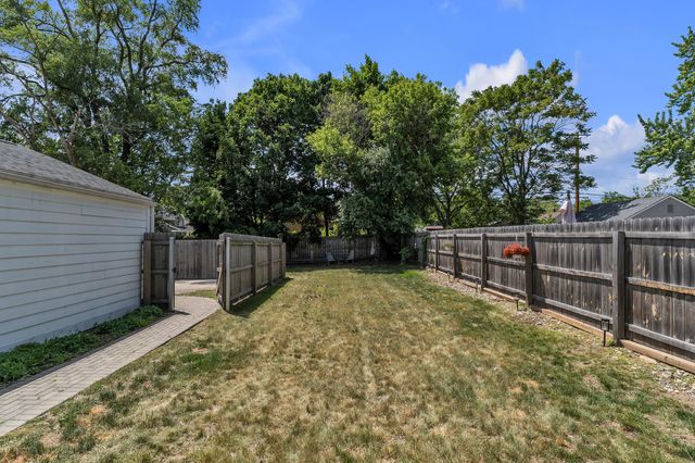 1407 Pinecrest Drive, Ferndale City, MI 48220