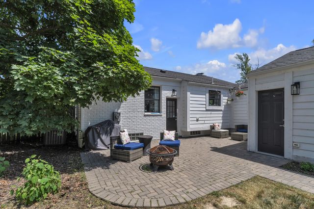 1407 Pinecrest Drive, Ferndale City, MI 48220
