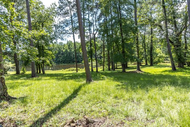 6215 Seaton Drive, Columbus, GA 31909