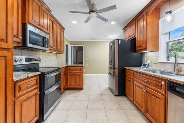 6215 Seaton Drive, Columbus, GA 31909
