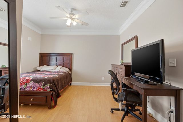 6057 WINDING BRIDGE Drive, Jacksonville, FL 32277